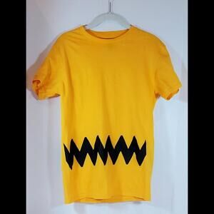 Men's Charlie Brown T Shirt Adult Size Small Peanuts Halloween Costume